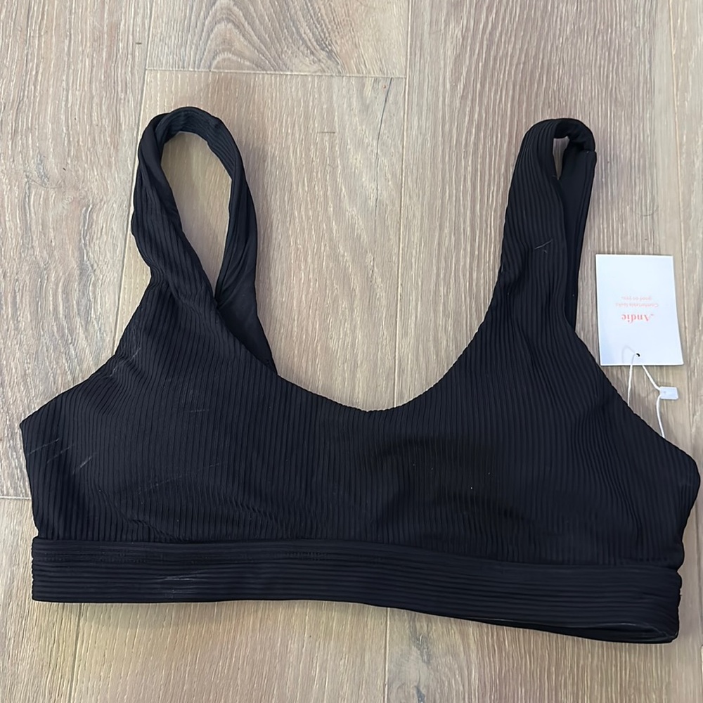 NWT Andie top
